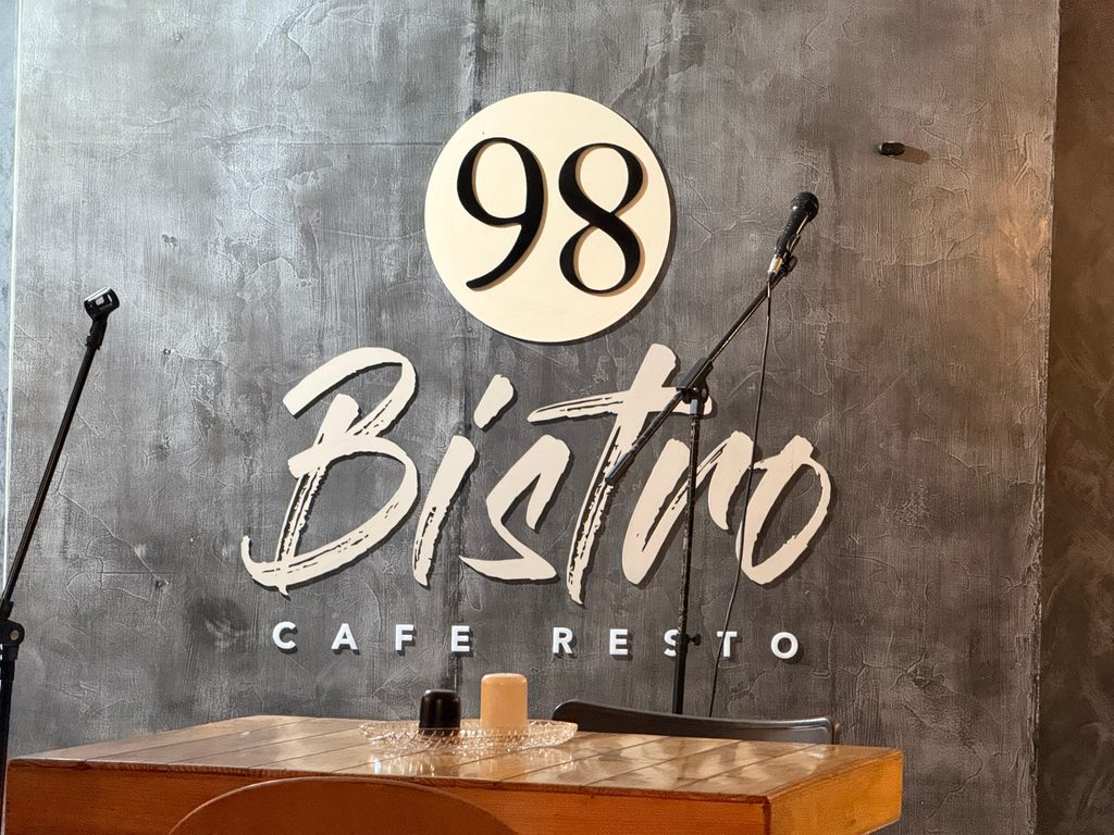 Bistro 98 — Vacoas-Phoenix, Mauritius